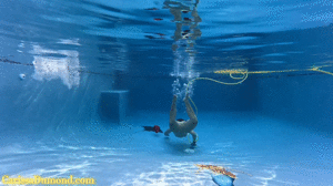 carissadumond.com - Scuba in the pool Part Two edging by fingers and regulator bubbles thumbnail